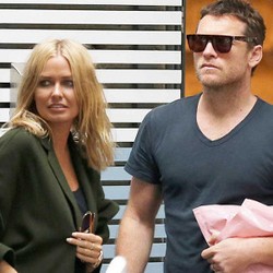 Sam Worthington dan Lara Bingle Menikah? 