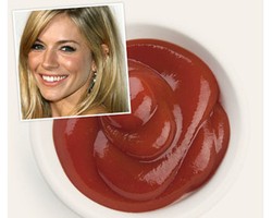 Perawatan Aneh Seleb: Rawat Rambut dengan Saus & Hapus Riasan Pakai Selotip