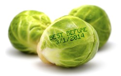 Atasi Pembuangan Limbah Makanan, Swalayan Ini Jual Makanan Kedaluwarsa