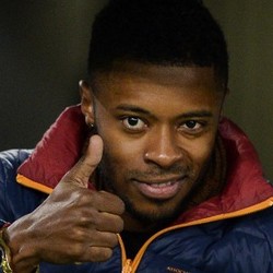 Bastos Pilih Roma karena Garcia