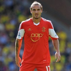 Terlibat Insiden di Pusat Latihan, Osvaldo Diskors Southampton Dua Pekan