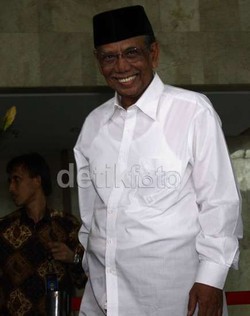 Hasyim Muzadi: KH Sahal Mengayomi Siapa Saja dengan Keleluasaan Pikiran