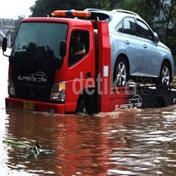 Sofjan Wanandi: Banjir Bikin Investor Takut Investasi di Indonesia