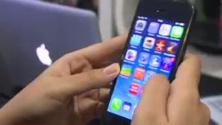 Mulai Masuk Pasaran Indonesia, Ini Keunggulan Seri Terbaru iPhone 5S & 5C