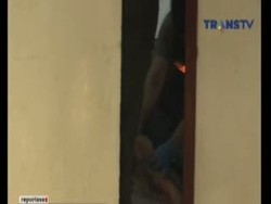 Pria Tusuk Istri 3 Kali, Lalu Bunuh Diri Menenggak Racun Tikus