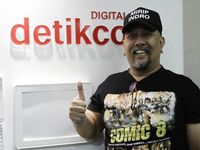Indro Warkop dan Nirina Zubir Promosi Film Comic 8