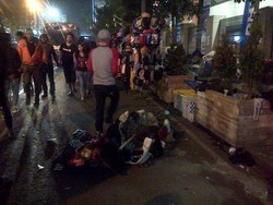 Kembali Dirazia, PKL Jalan Merdeka: Ampun Pak, Nurut