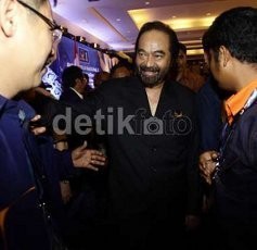 Tolak Dana Saksi, Surya Paloh: Lebih Bagus untuk Bantu Bencana