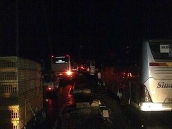 Kisah Sopir Truk yang Butuh 12 Jam Lebih Tempuh Jakarta-Cirebon
