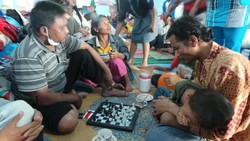  Sarana Bilik Asmara di Pengungsian Sinabung