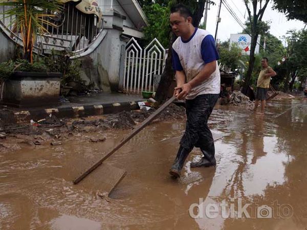 Warga Manado Mulai Bangkit Pasca Banjir Bandang