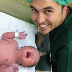 Jadi Ayah, Rifat Sungkar: Rasanya Lebih dari Seratus Kali Balapan