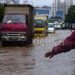 Pengusaha: Dampak Banjir Tahun Ini Lebih Parah dari Tahun Lalu