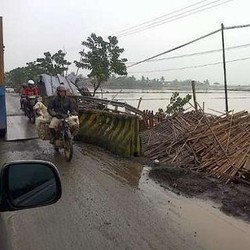 Sofjan Wanandi: Banyak Jalan Rusak, Pengusaha Rugi Besar