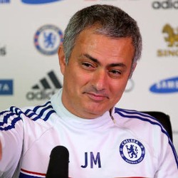 Mourinho: Klub Jual Pemain ke Rivalnya? Itu Wajar Saja Kok