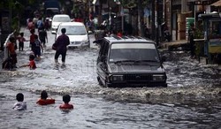 Ratusan Rumah di Pasar Kemis Tangerang Terendam Banjir