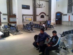 Banjir di Stasiun Tawang Surut, Berhenti Luar Biasa di Poncol Dihentikan