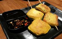 Nikmatnya Tahu Bakar Peutis Khas Kedai Locale