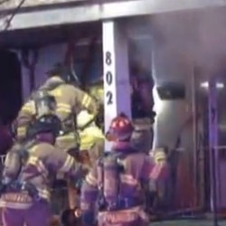 Nekat! Gamer Terobos Api Demi Selamatkan Xbox