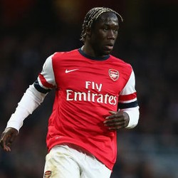 Tekad Wenger Pertahankan Sagna di Arsenal