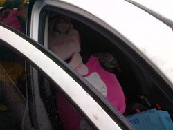 Terdapat Aksesoris Wanita di Mobil yang Simpan Mayat di Pondok Kelapa