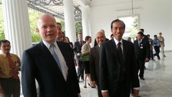 Menlu Inggris Sambangi Jokowi di Balaikota DKI