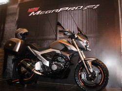 Honda MegaPro Modifikasi ala Adventure