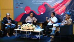 J.E Sahetapy: Pengacara Bela Koruptor, Uangnya Haram