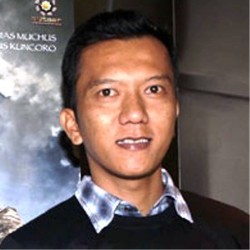 Teuku Rifnu Wikana: Wajah Sederhana Bisa Berperan Apa Saja