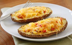 Mau Bikin Potato Skins a la TGIF yang Gurih Enak? Ikuti 5 Langkah Mudah Ini!