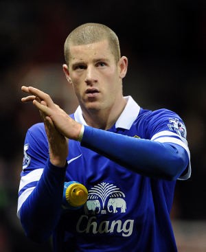 Lawan Liverpool, Martinez Berharap Barkley Bisa Main
