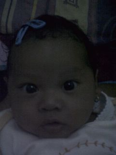 Azranava Karaduma, 2 Bulan, Perempuan