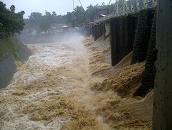 Kondisi Hujan, Katulampa Siaga 2, Sentuh Ketinggian 180 Cm