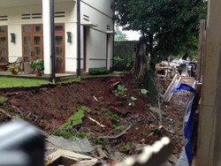 Lily Kasoem Was was Rumahnya di Cikini Longsor