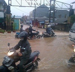 Horor Banjir Terus Rendam Perumahan di Bekasi