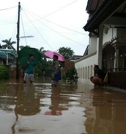Kompleks LKBN Antara di Desa Jejalen Jaya Bekasi Banjir 40 Cm