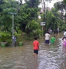 Perumahan di Kemang Timur Jaksel Terendam Banjir