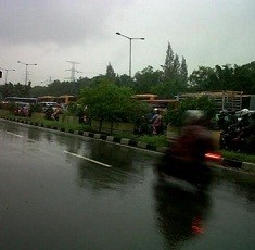 Macet Parah di UKI-MT Haryono, Jaksel