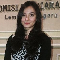Demi Cinta, Asmirandah Rela Mendapat Cibiran