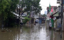 Tips Menjaga Keamanan Makanan Saat Banjir