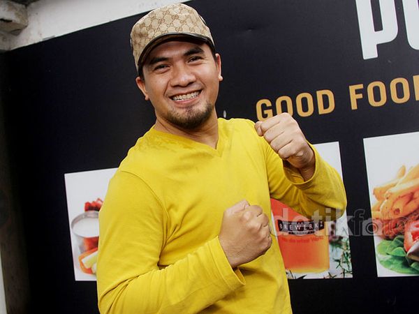 Kuning Ngejreng Saipul Jamil