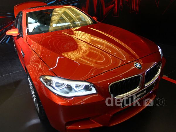 M5, Sedan Performa Andalan BMW