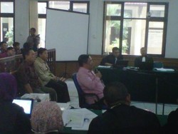 Bicara Berbelit-belit di Sidang Korupsi PON, Kadis PU Riau Diomeli Hakim