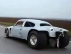 Ini Mobil Batman Homemade dari Rusia