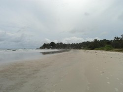 Liburan Imlek di Bangka, Ayo ke Pantai Matras!