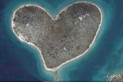 Pulau Sperma & 6 Pulau Berbentuk Unik Lainnya