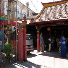 Tim Jibom Disiagakan Saat Imlek di Jawa Timur