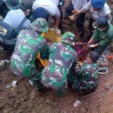 Dua Jenazah Korban Longsor di Jombang Ditemukan