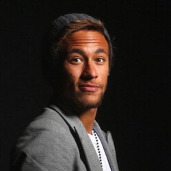 Ayah Neymar Minta Isu Transfer Anaknya Tak Lagi Diperdebatkan