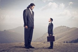 6 Raksasa di Dunia Nyata, Tubuhnya Terus Tumbuh karena Penyakit Langka